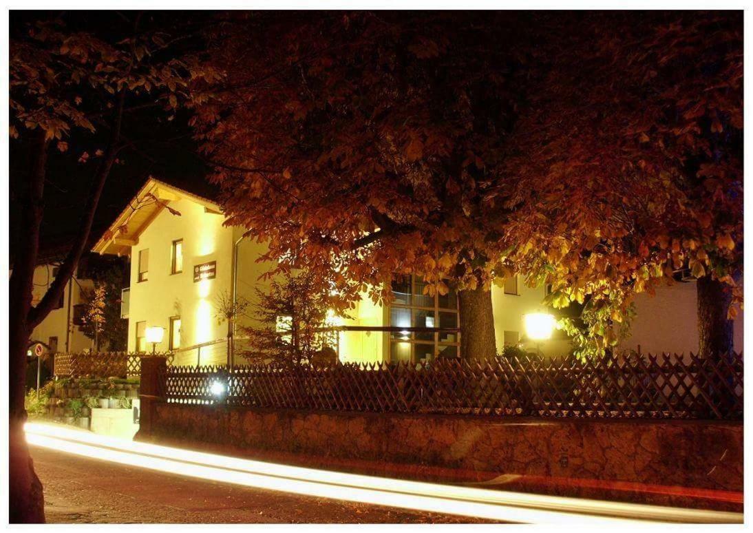 Gaestehaus Hubertus Bad Aibling Exteriör bild