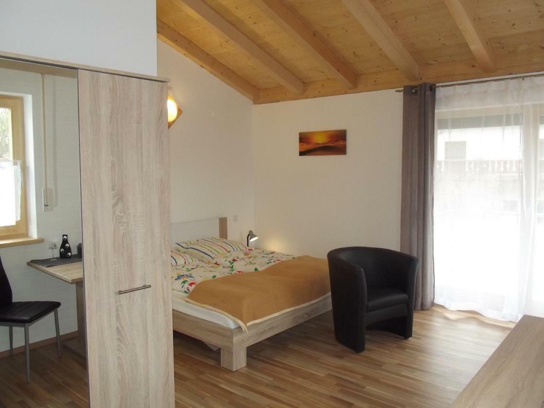 Gaestehaus Hubertus Bad Aibling Exteriör bild